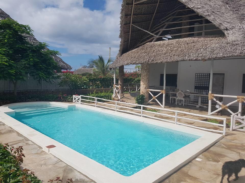 Nyumba Ya Afrika Bed & Breakfast Ватаму Екстериор снимка