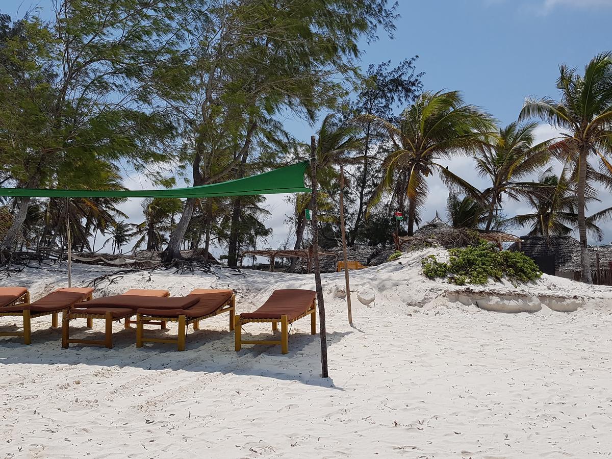 Nyumba Ya Afrika Bed & Breakfast Ватаму Екстериор снимка
