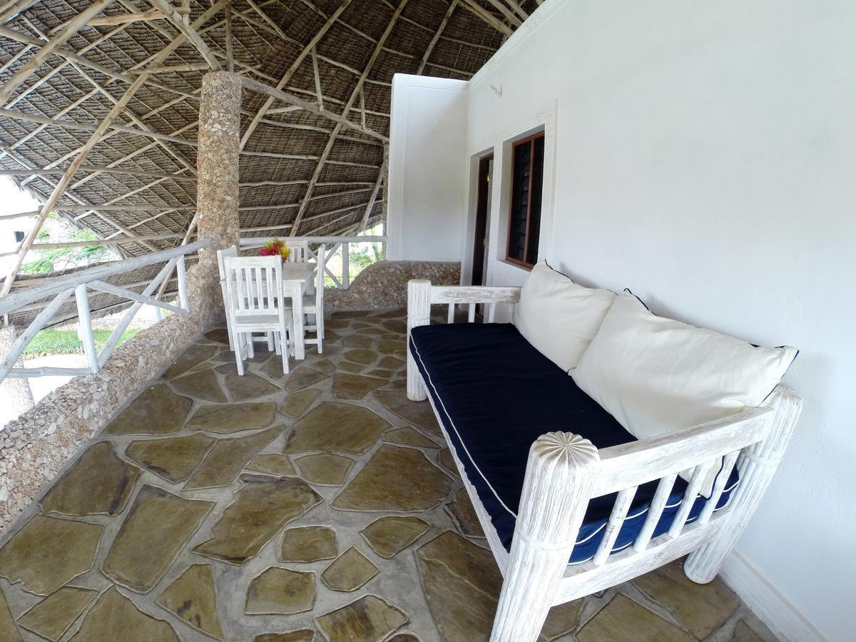 Nyumba Ya Afrika Bed & Breakfast Ватаму Екстериор снимка