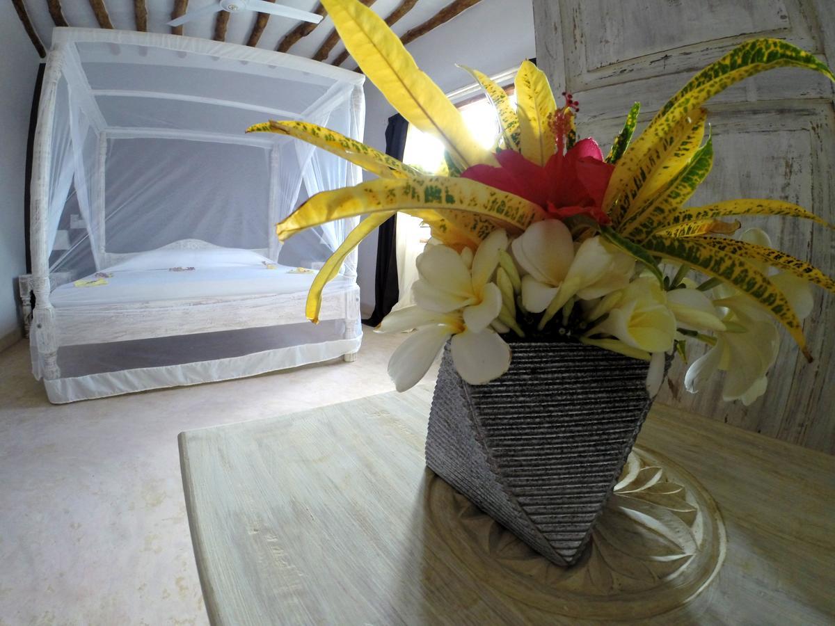 Nyumba Ya Afrika Bed & Breakfast Ватаму Екстериор снимка