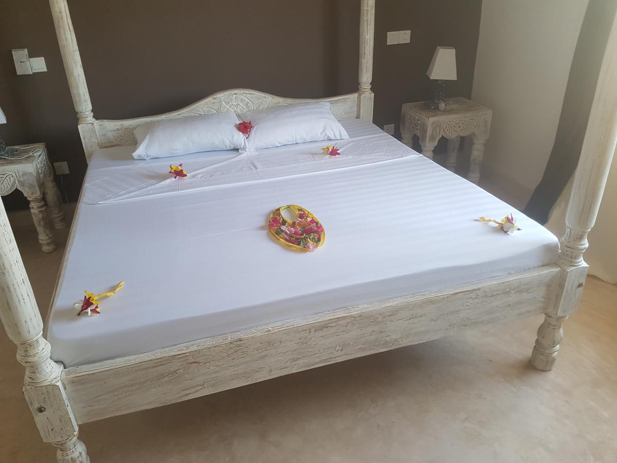 Nyumba Ya Afrika Bed & Breakfast Ватаму Екстериор снимка
