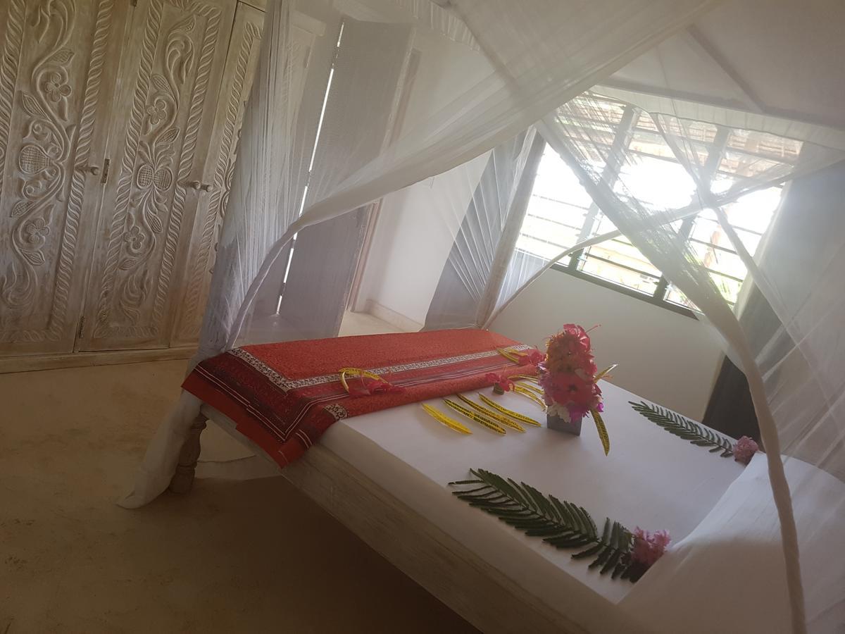 Nyumba Ya Afrika Bed & Breakfast Ватаму Екстериор снимка