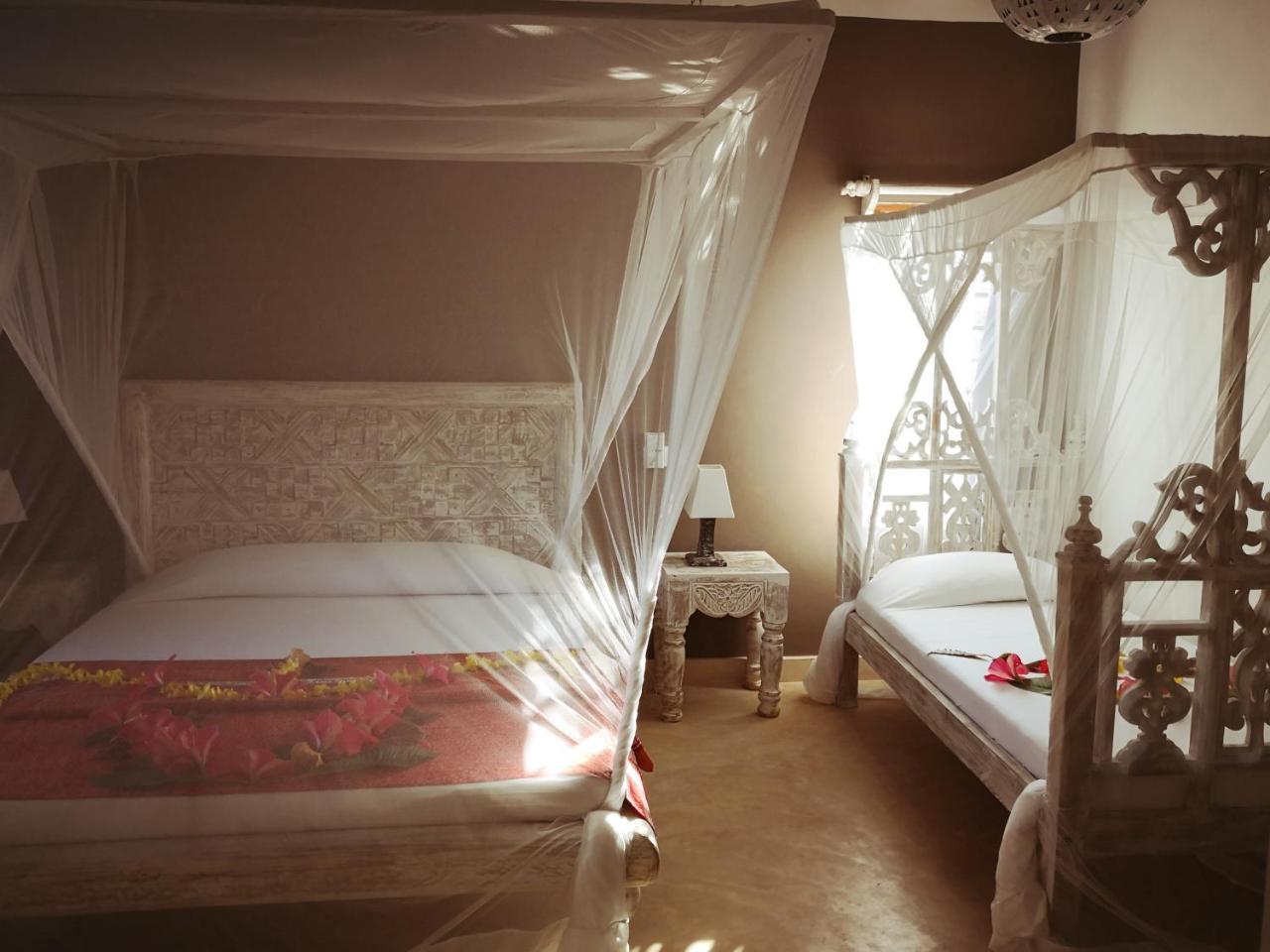 Nyumba Ya Afrika Bed & Breakfast Ватаму Екстериор снимка